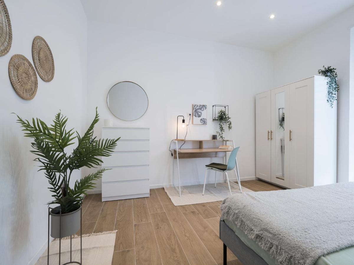 Апартаменты Casa Design Con A/C E Wifi_7 Minuti Ciampino Aeroporto Экстерьер фото