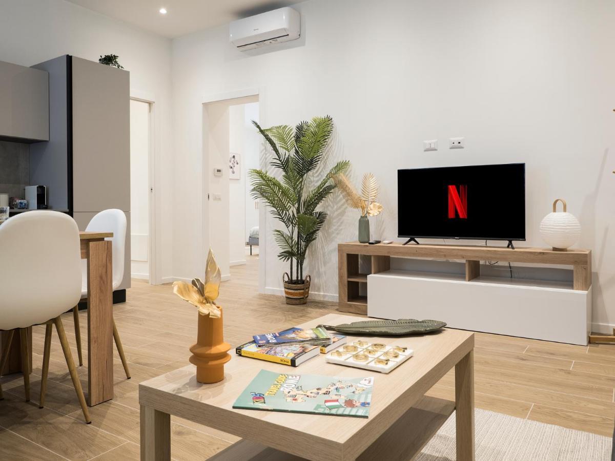 Апартаменты Casa Design Con A/C E Wifi_7 Minuti Ciampino Aeroporto Экстерьер фото